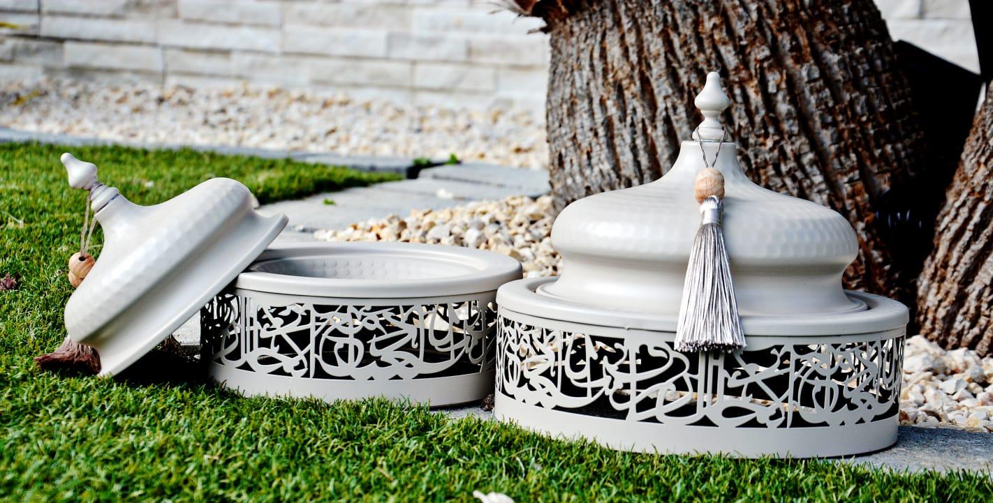 DÉCORATION ORIENTALE DE TABLE ET INTÉRIEUR 